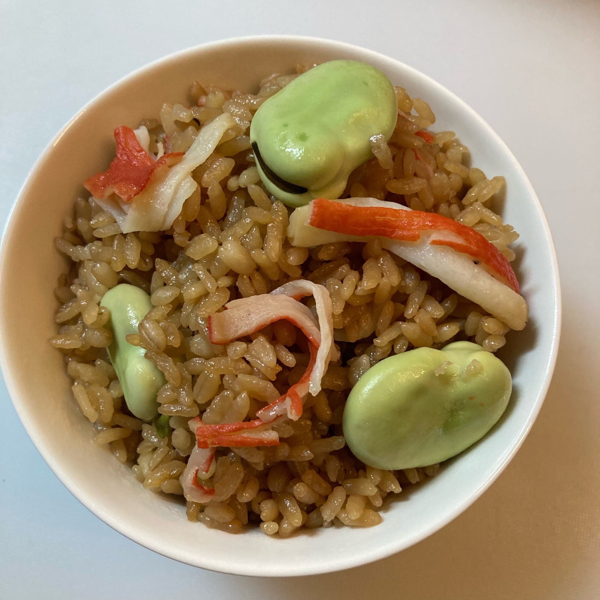 そら豆とカニカマの炊き込みご飯