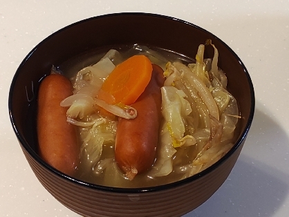 ウインナーと野菜のポトフ風スープ