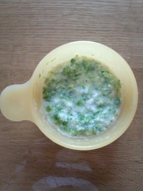 離乳食 中期 レタスと鯛のホワイトソース煮 レシピ 作り方 By Koko0730 楽天レシピ 離乳食 中期 レタスと鯛のホワイトソース煮 レシピ 作り方 By Koko0730 楽天レシピ