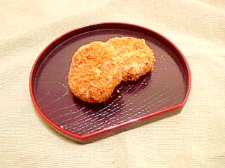 揚げずに簡単♪さつまいも&おからサラダのコロッケ風