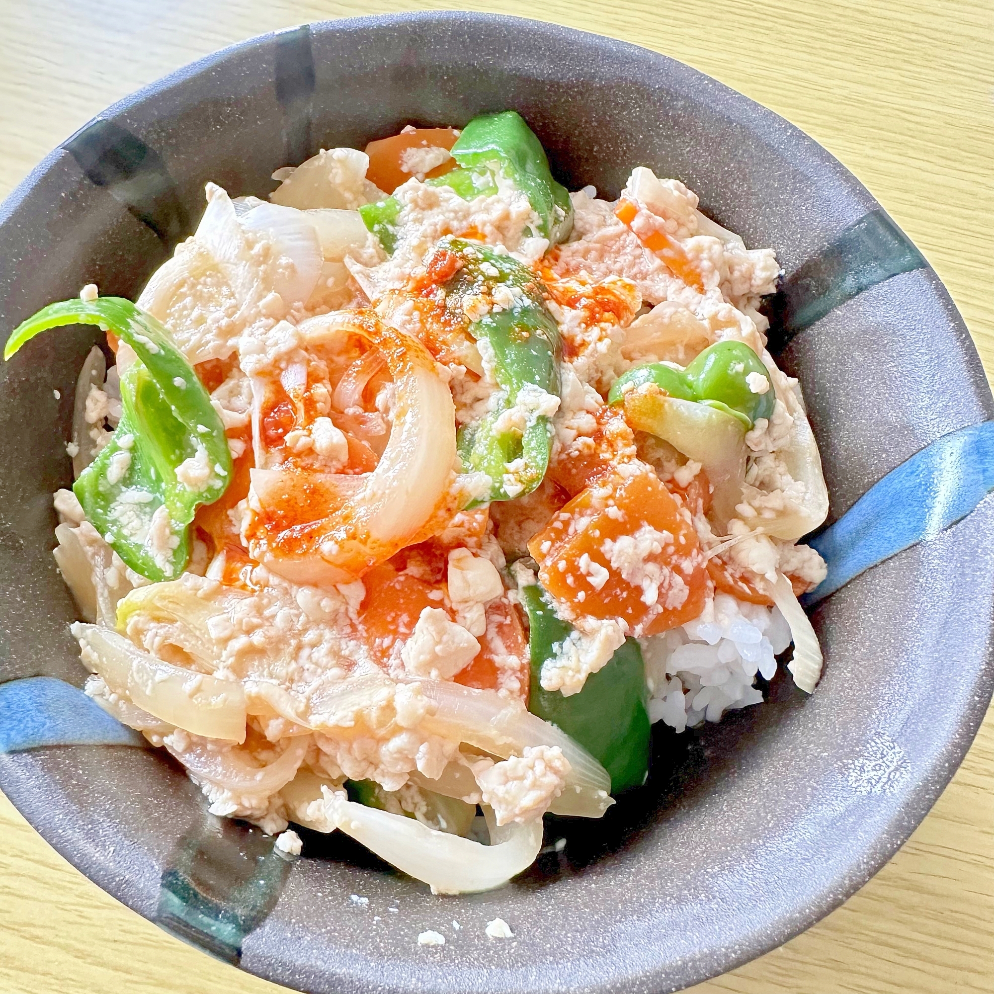 ピリ辛ヘルシーꔛꕤ ピーマン豆腐丼ꕤ୭*