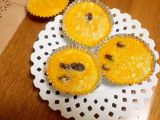 ちょっとヘルシー お豆腐とレーズンでカップケーキ レシピ 作り方 By ブ 子 楽天レシピ