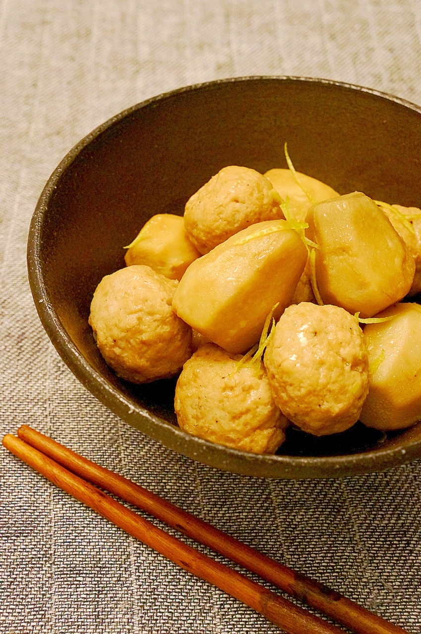 【圧力鍋】里芋と鶏団子の煮っころがし