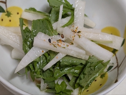 すぐ食べる漬物サラダ♪中華ドレッシング不要で大根