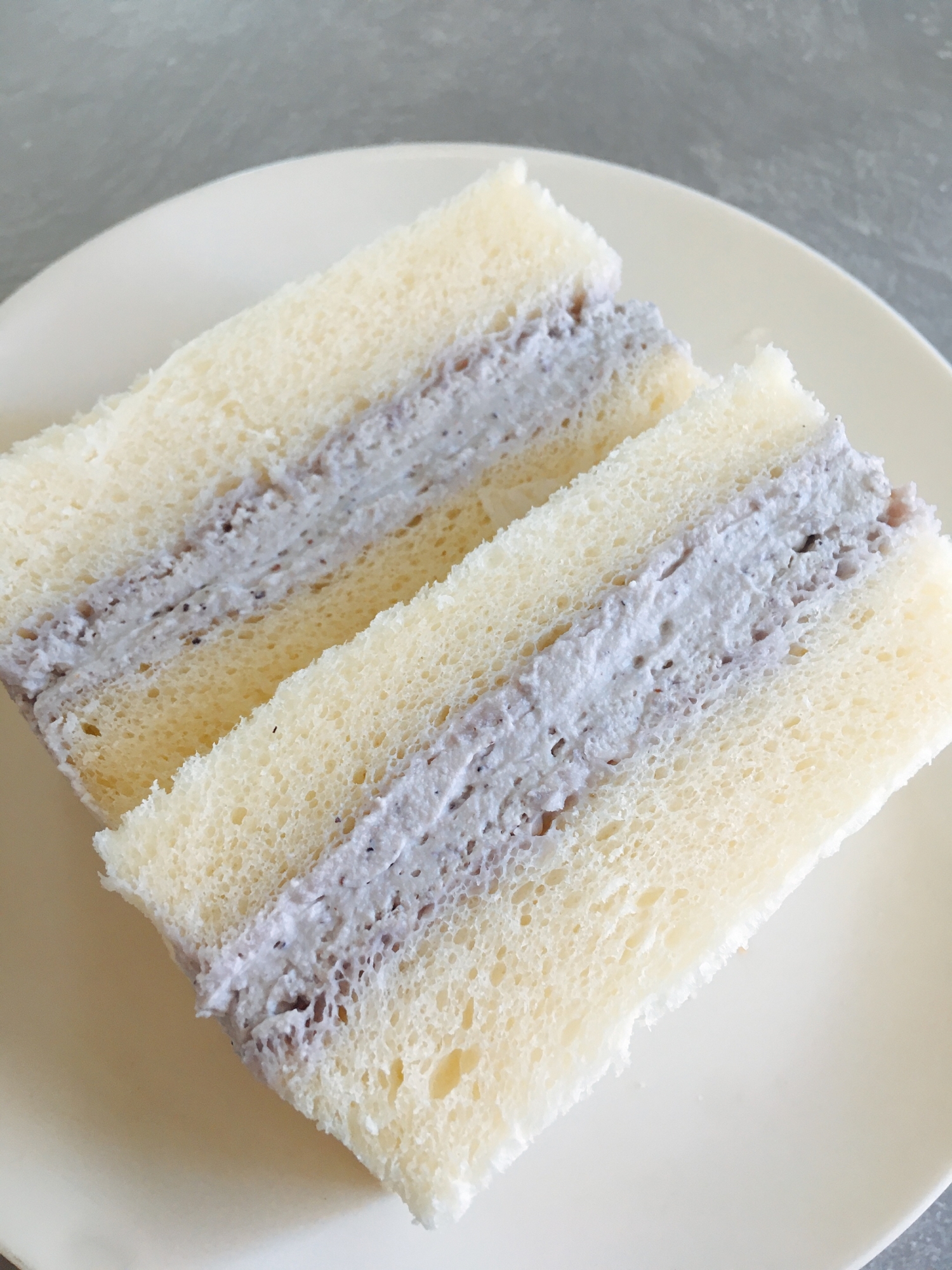 ブルーベリー生クリームサンド