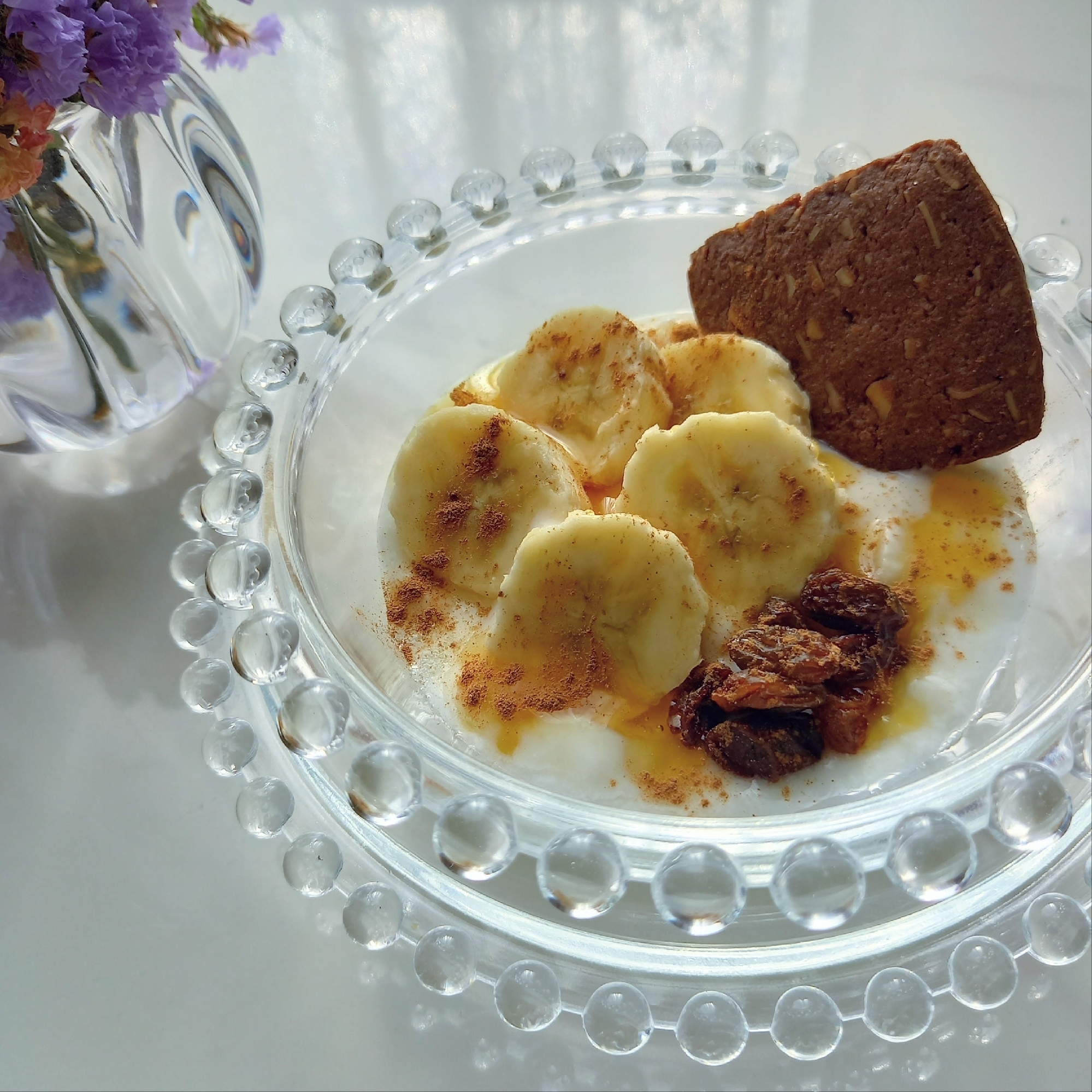 美活しましょᕷ*バナナとクッキーのヨーグルトꕤ୭*