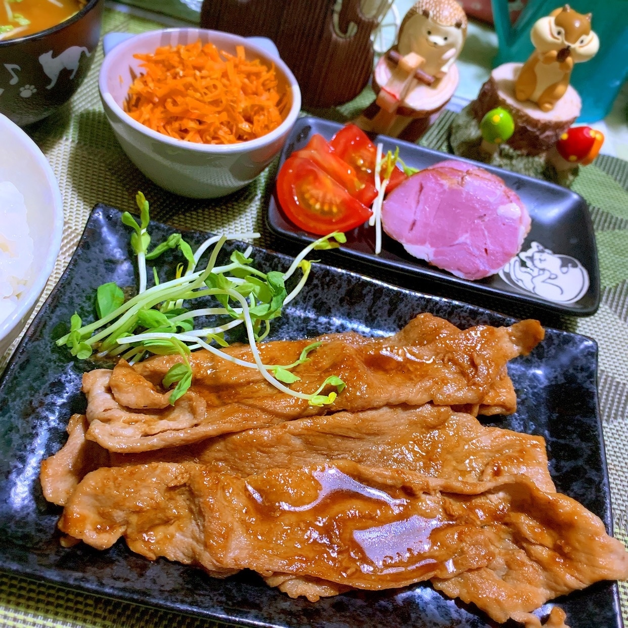 コクうま豚の生姜焼きセット