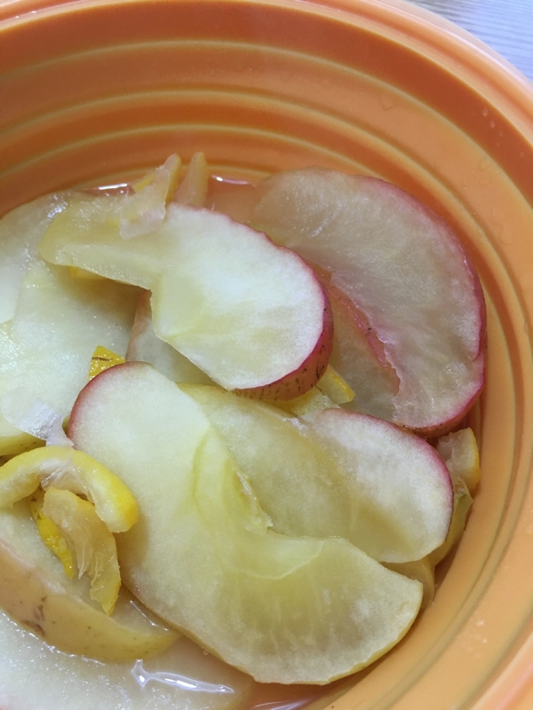 りんごと柚子の、レンジコンポート