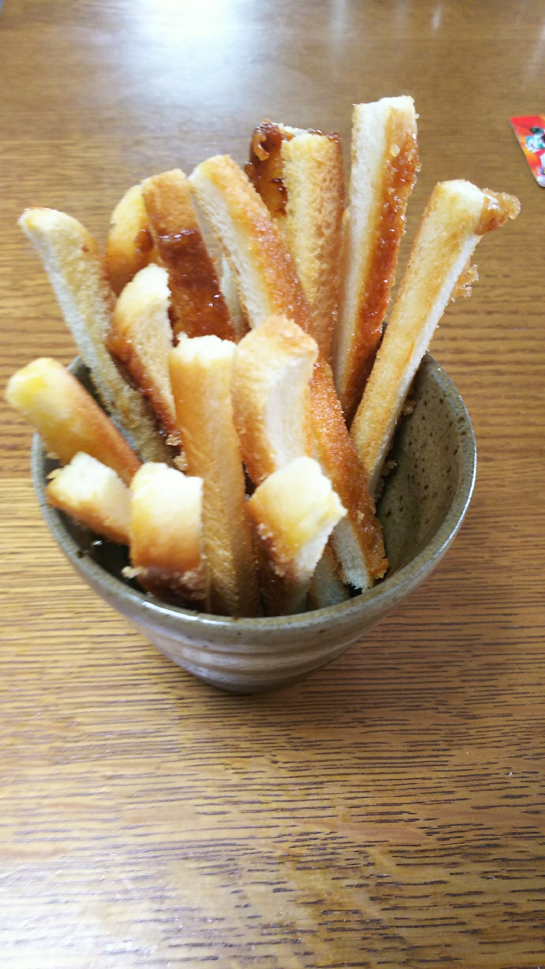 卵焼き器でストレスなし☆パンの耳シュガー