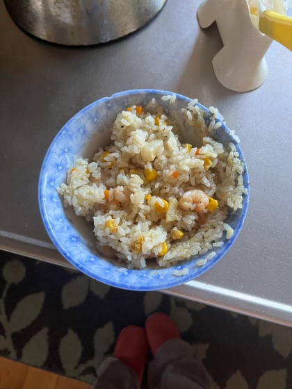 炊飯器にお任せ♫お手軽シーフードピラフ