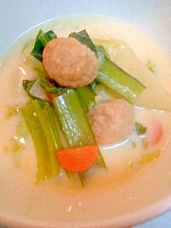 チンゲン菜のホワイトスープ