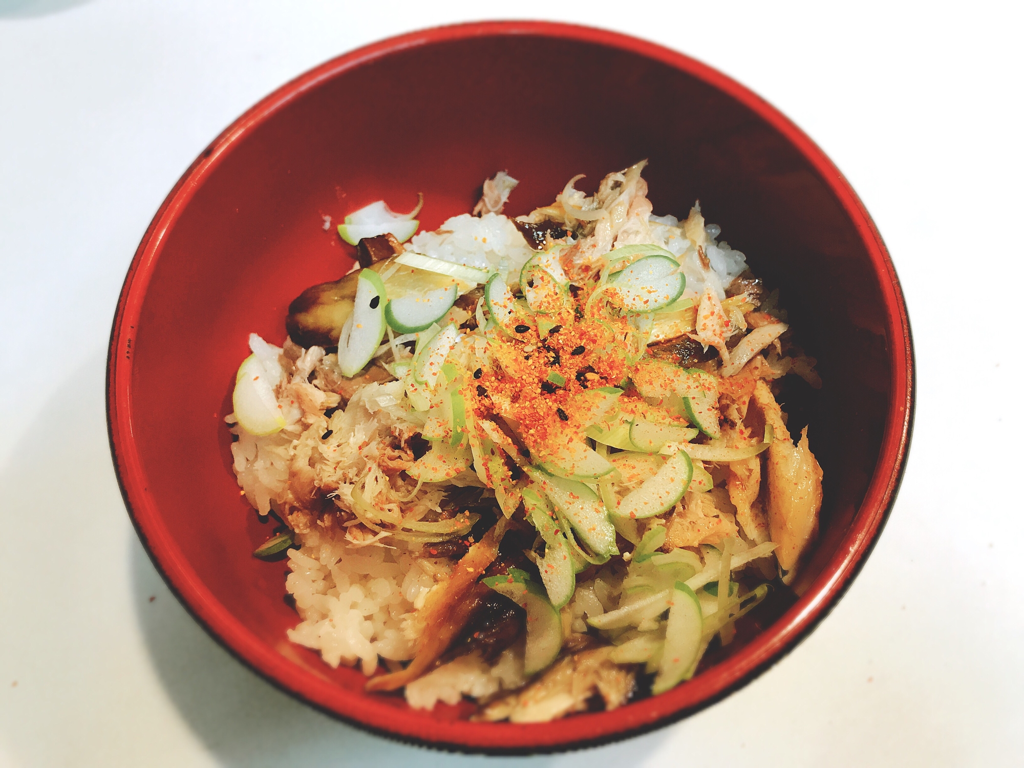 飲んだ後のしめに最高☆塩サバ丼