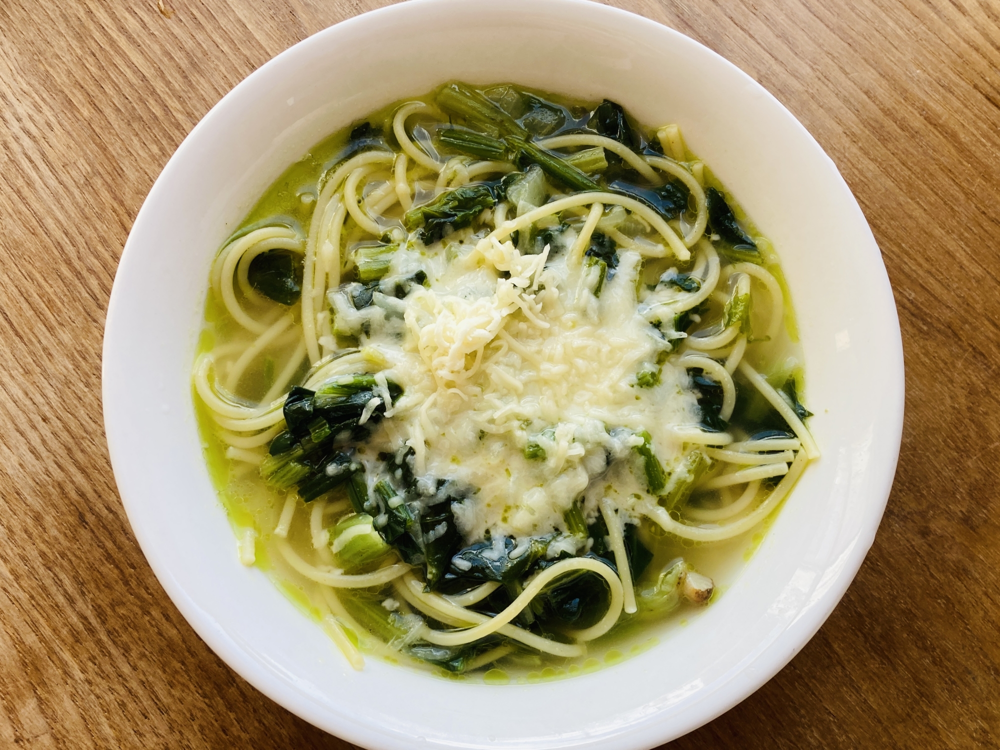 ほうれん草のスープパスタ