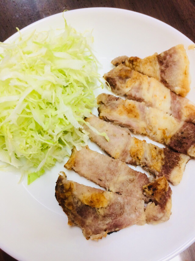 豚ロース肉のレモン風味