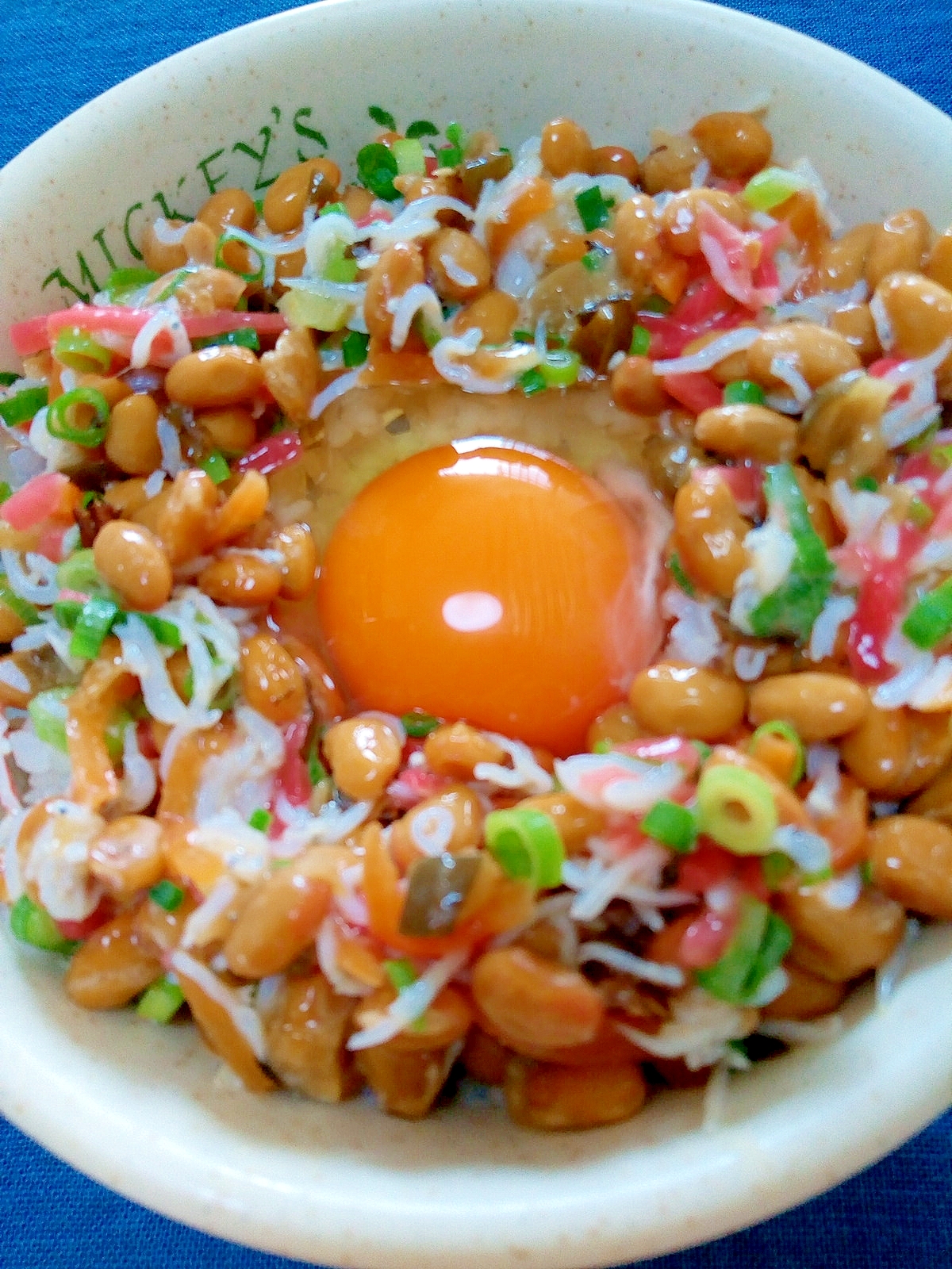 納豆の食べ方-生玉子＆紅生姜しらす♪