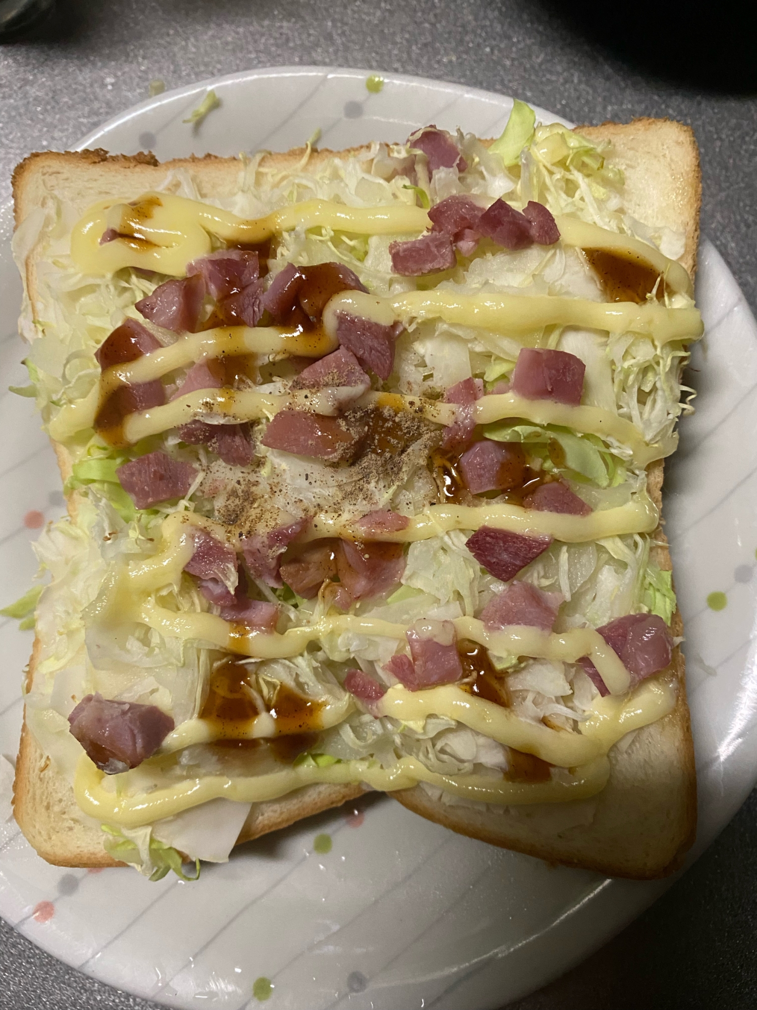 キャベツたこ焼きトースト