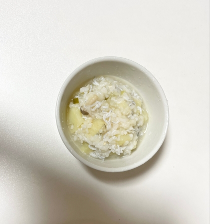 鶏の茹で汁で玉ねぎ雑炊