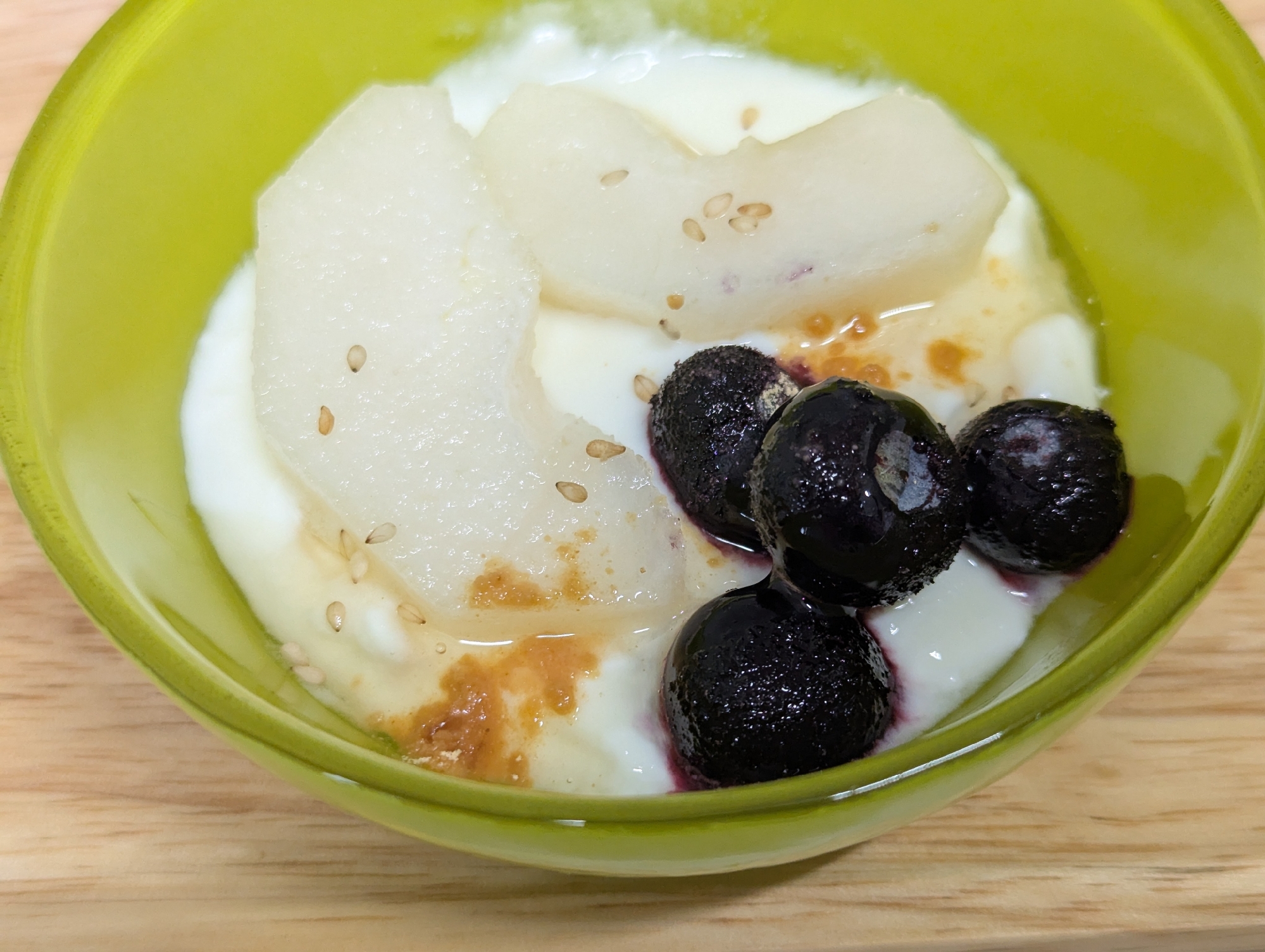 幸水とブルーベリーのヨーグルト