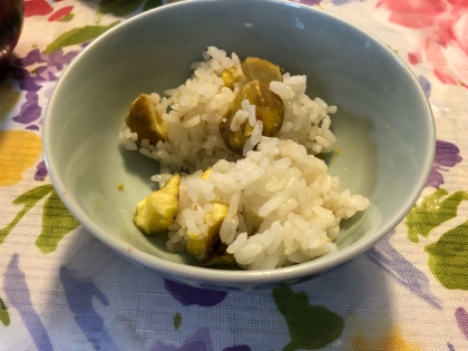 はじめて作りました。炊飯器で簡単に美味しくできました。レシピありがとうございます。