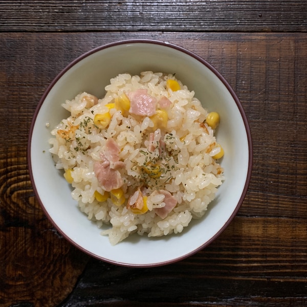 フライパンでコーンとベーコンの炊き込みご飯 レシピ 作り方 By 自炊サバイバル 楽天レシピ フライパンでコーンとベーコンの炊き込みご飯 レシピ 作り方 By 自炊サバイバル 楽天レシピ