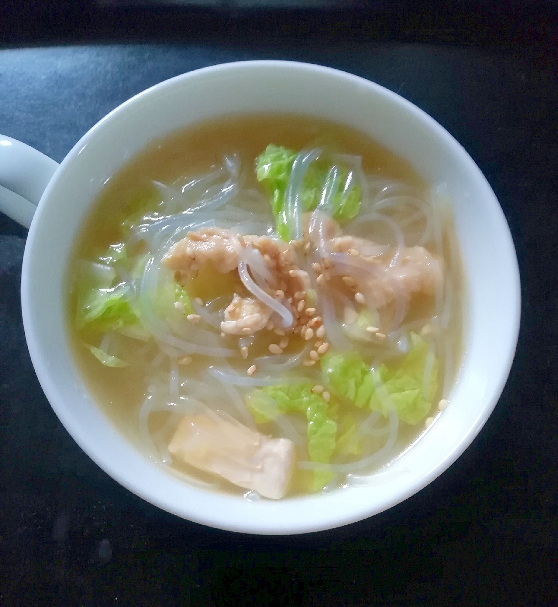 白菜と豆腐と春雨のスープ