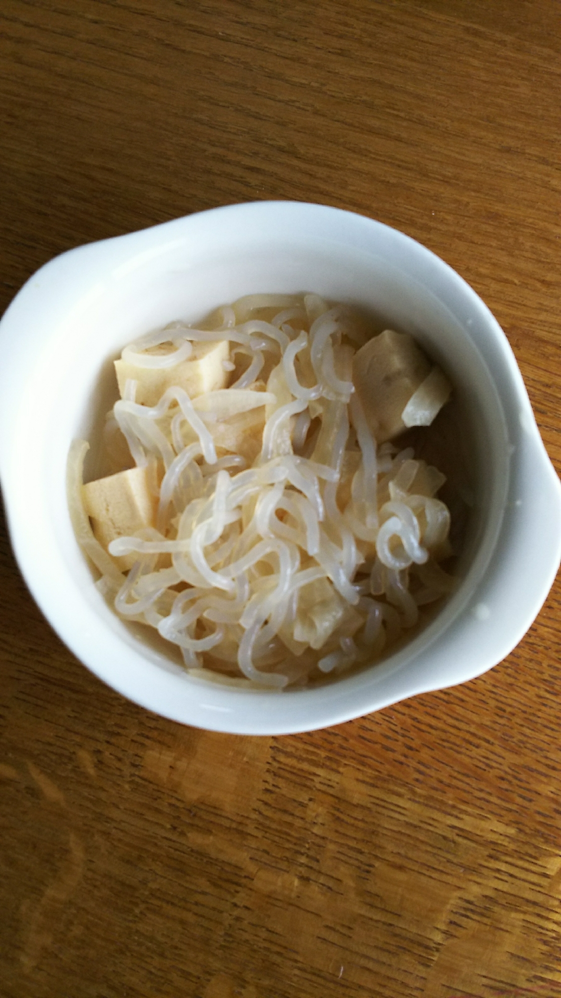 高野豆腐と大根と糸こんにゃくの煮物