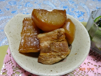 炊飯器で炊いて鍋で仕上げる大根豚バラ煮込み