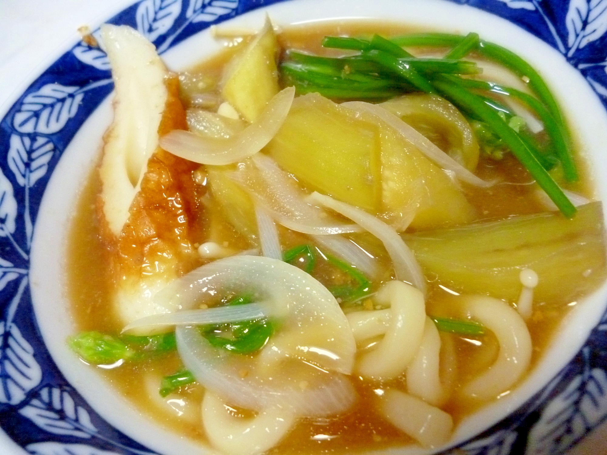 鶏ガラスープで味噌うどん