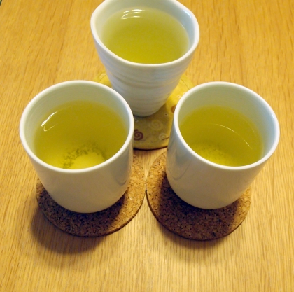 深蒸し茶を同じ濃さにおいしく3杯。