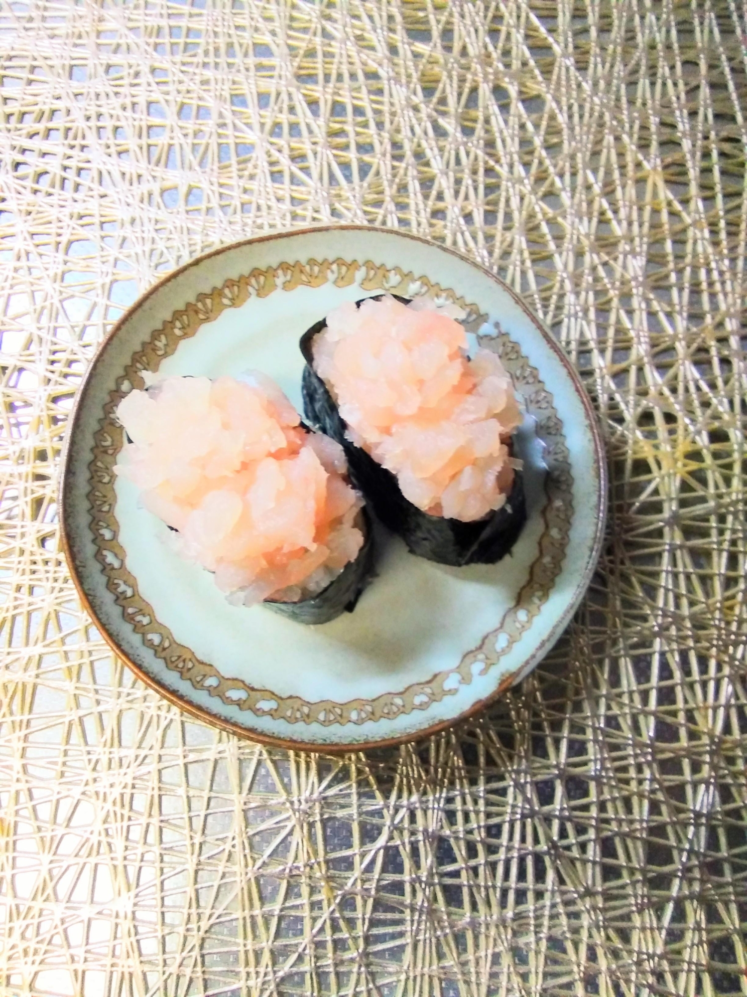 びんちょうマグロの軍艦巻き