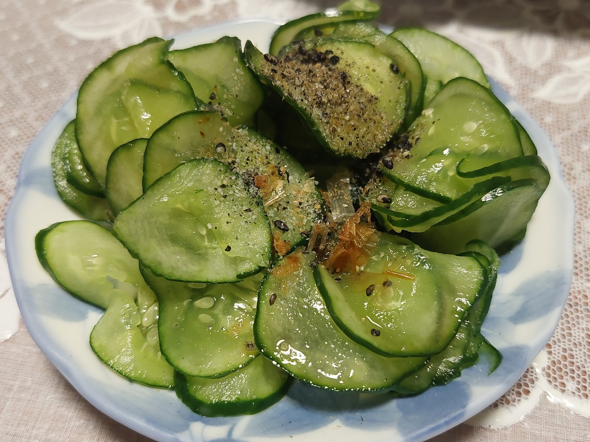 きゅうりと黒すりゴマとおかかの副菜