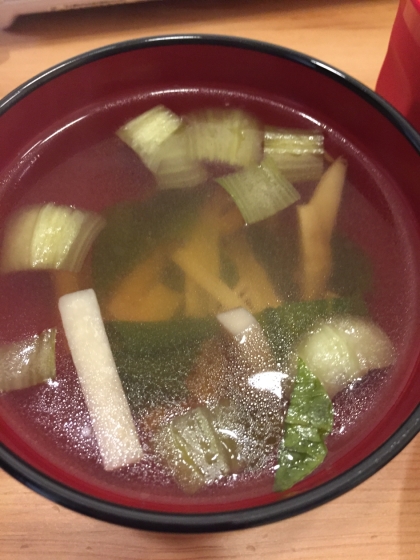 チンゲン菜とカニカマのスープ