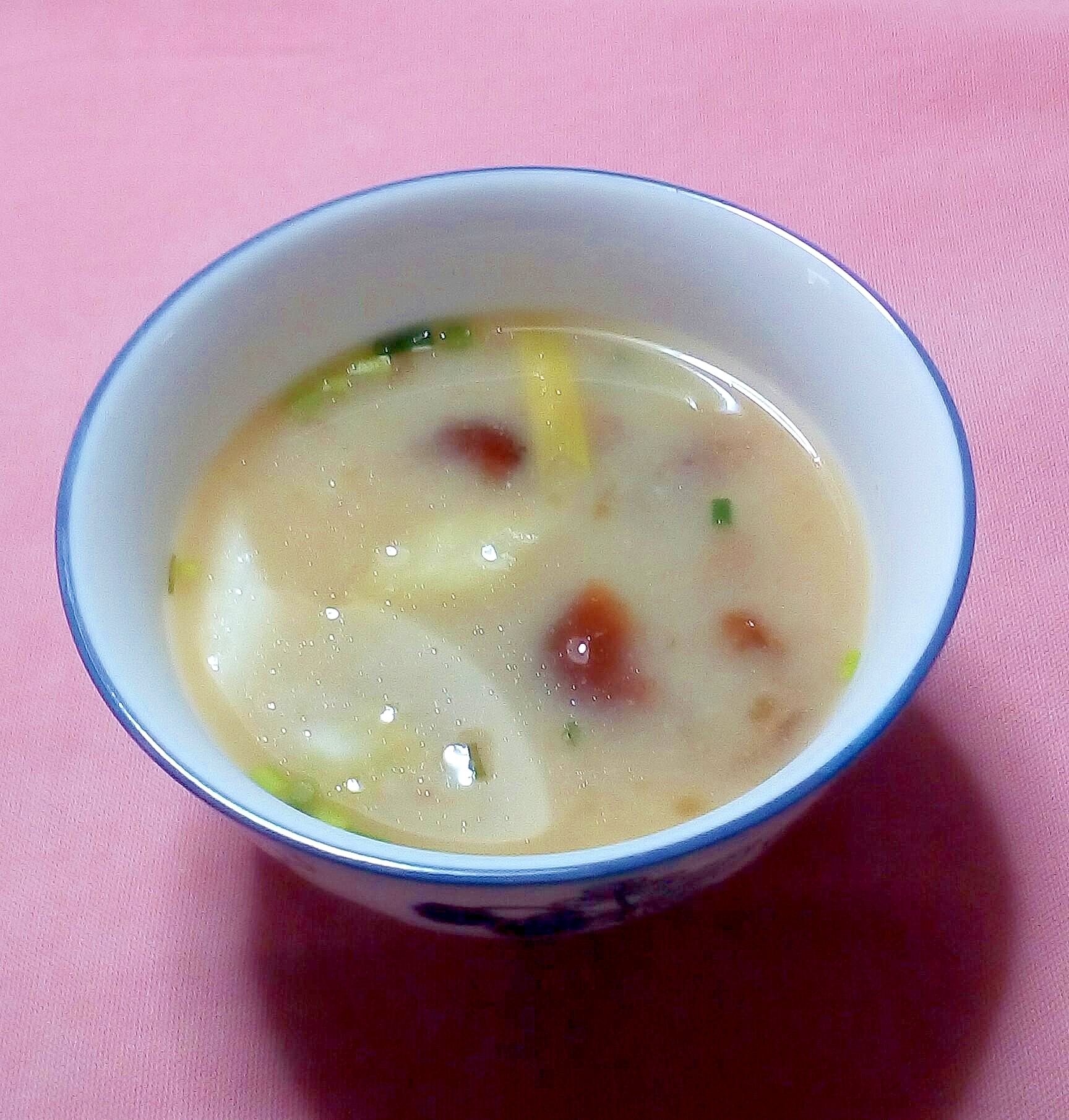 白葱と黄金なめこのおみそ汁