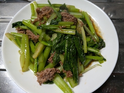 小松菜とひき肉のオイスター炒め