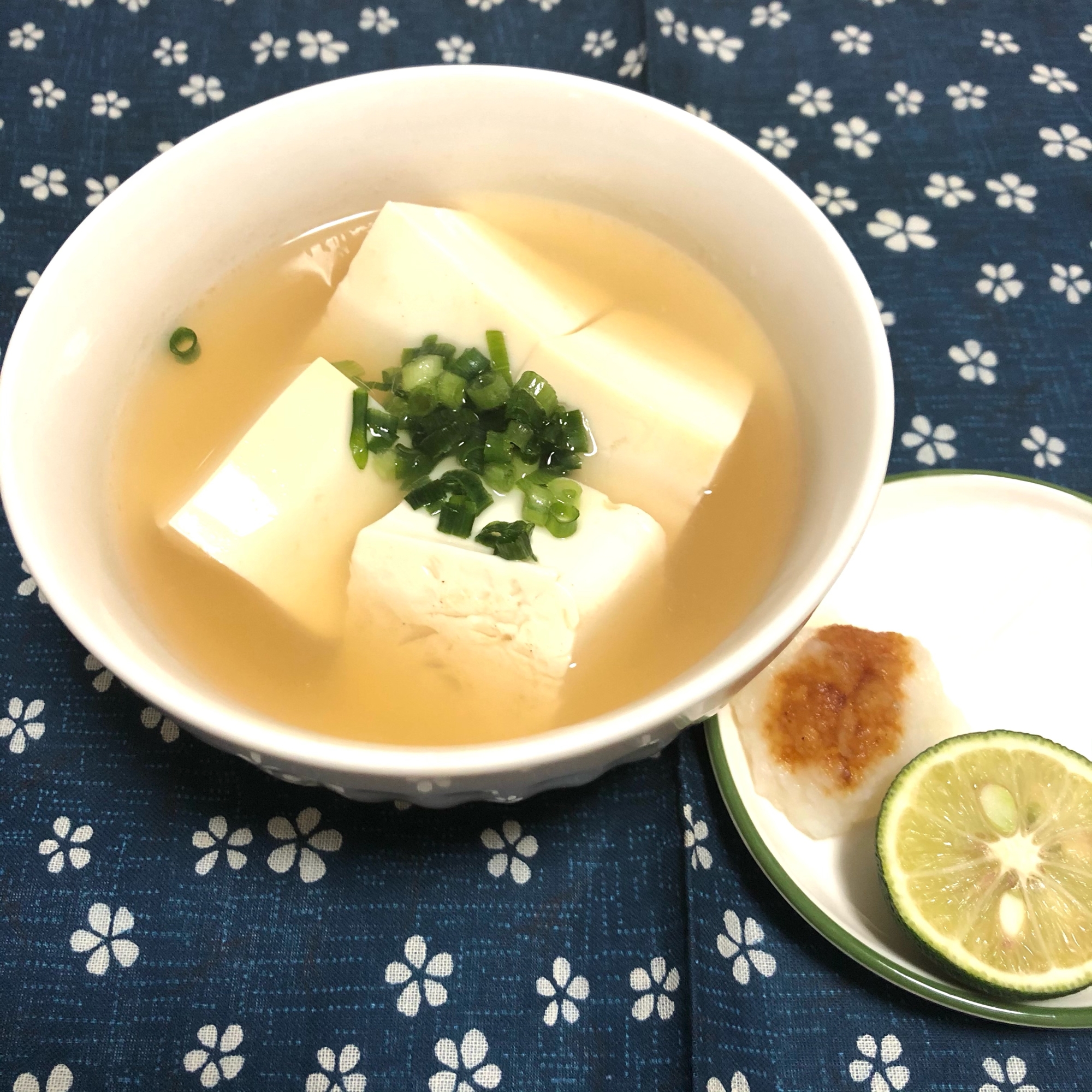 簡単湯豆腐☆すだちおろし添え