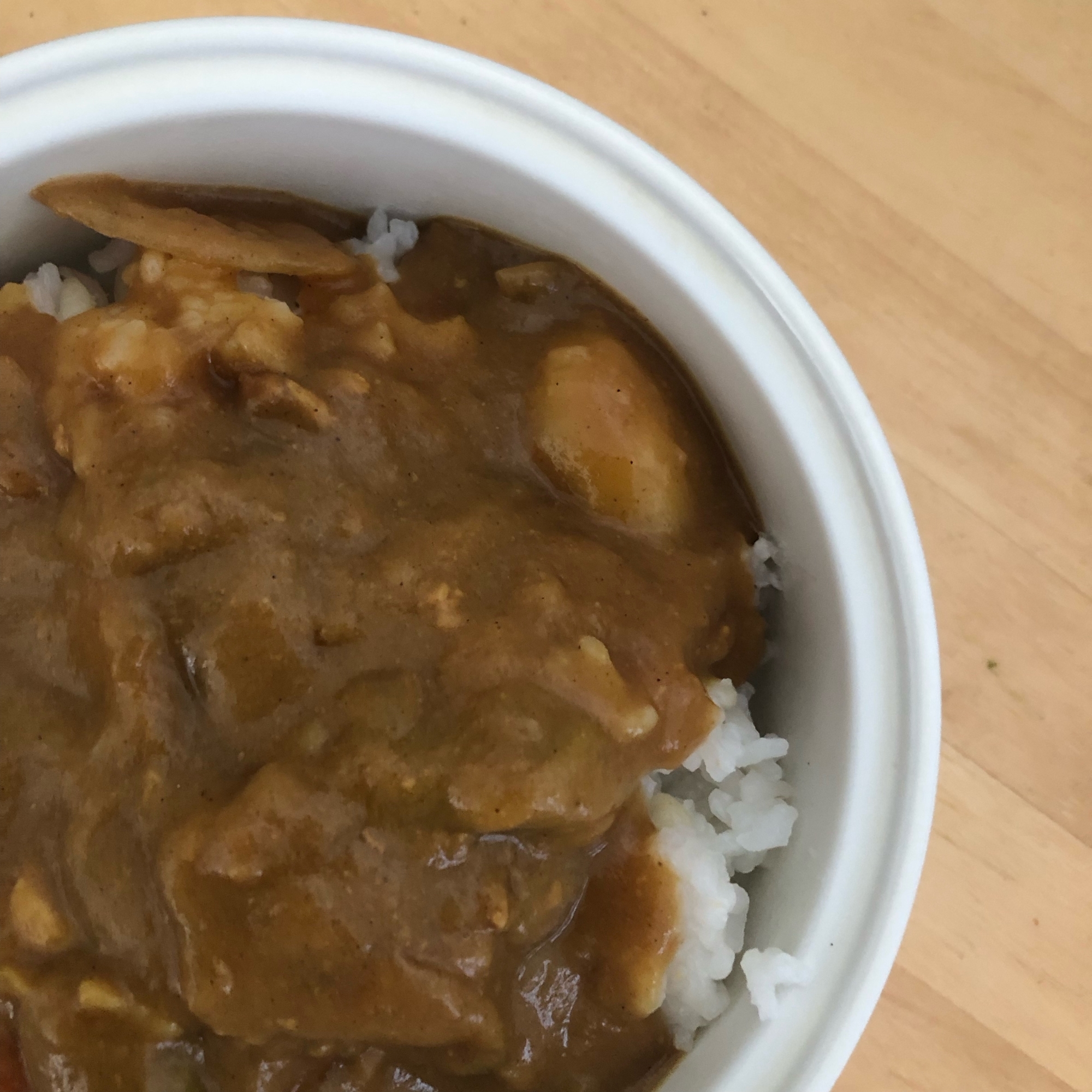 ショウガ入りの豚肉カレー