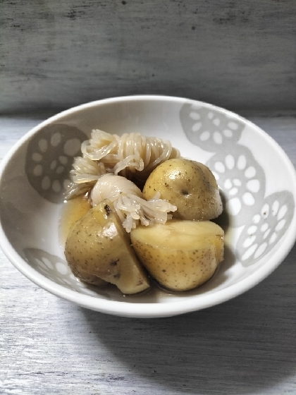 じゃがいもまるごとおでん風　東のまるごと鍋