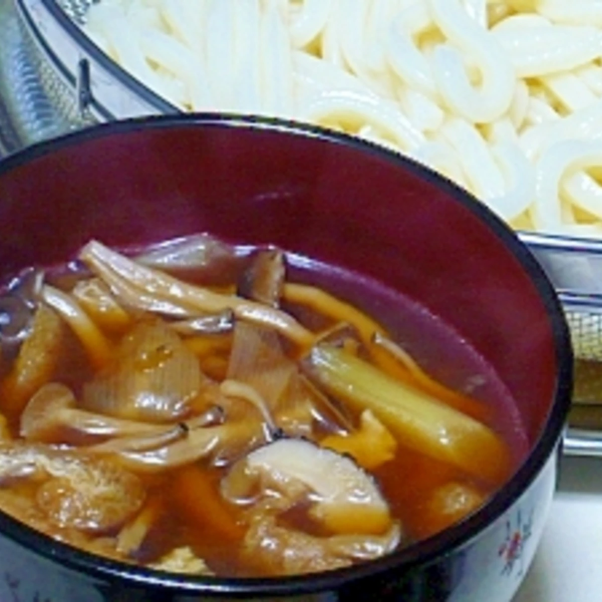 キノコいっぱいのつけ汁 きのこ汁うどん レシピ 作り方 By Arakurea 楽天レシピ キノコいっぱいのつけ汁 きのこ汁うどん レシピ 作り方 By Arakurea 楽天レシピ