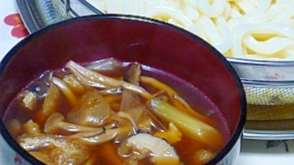 キノコいっぱいのつけ汁 きのこ汁うどん レシピ 作り方 By Arakurea 楽天レシピ キノコいっぱいのつけ汁 きのこ汁うどん レシピ 作り方 By Arakurea 楽天レシピ