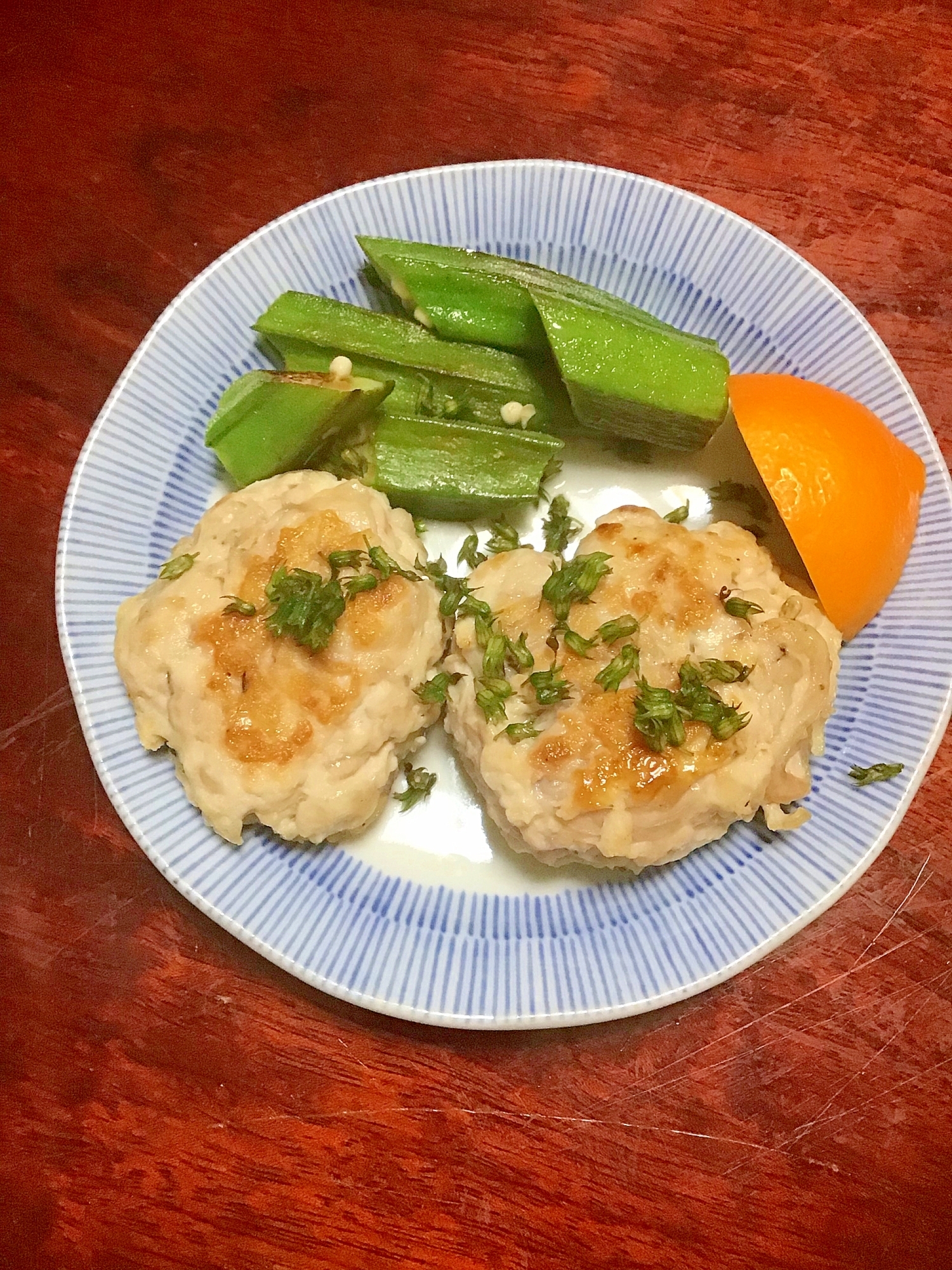 マグロのなめろうハンバーグ。