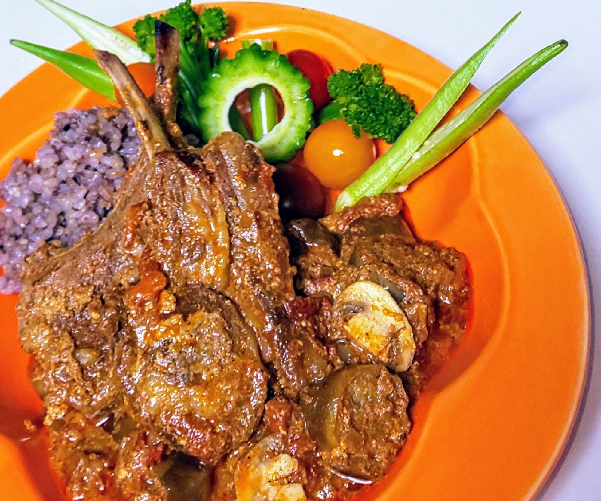 グルテンフリー!ラムチョップのスパイスカレー