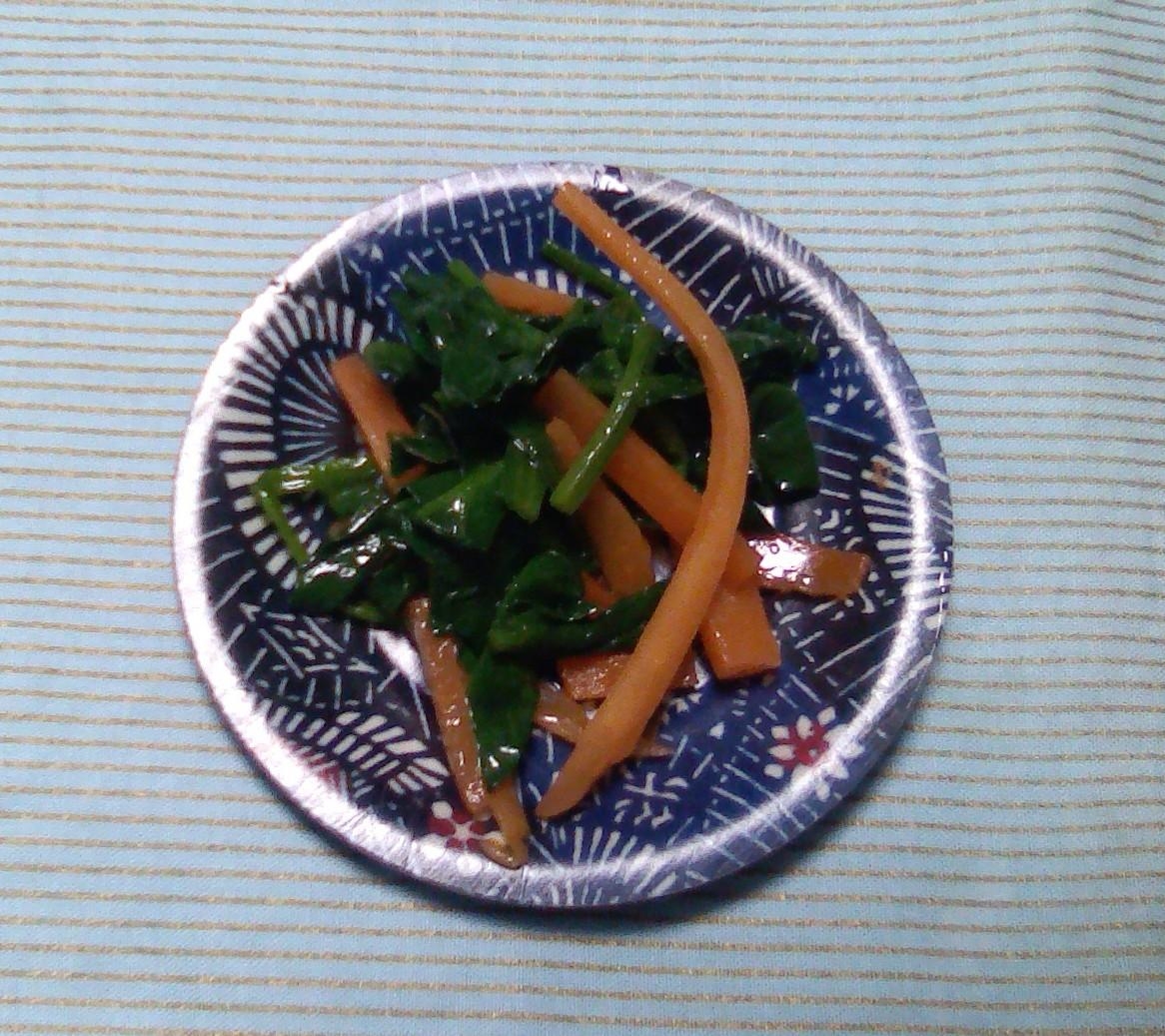 ほうれん草とにんじんナムル
