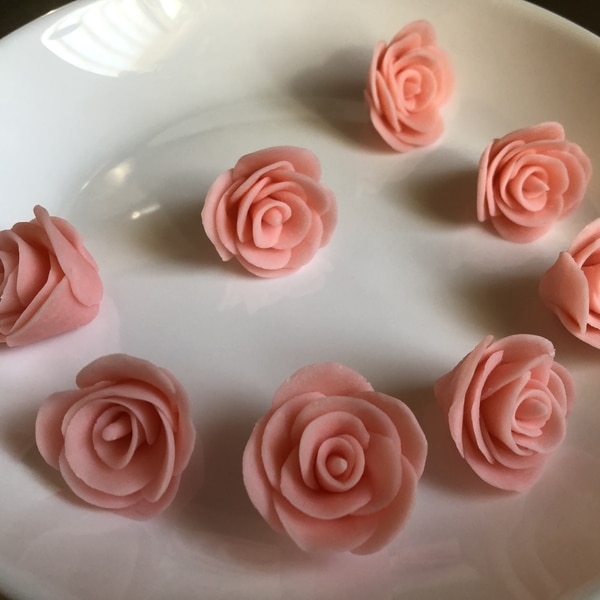 花のチョコレートなどに プラスチックチョコレート レシピ 作り方 By Coco Mere 楽天レシピ 花のチョコレートなどに プラスチックチョコレート レシピ 作り方 By Coco Mere 楽天レシピ
