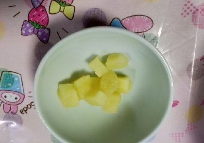 りんご柔らかくなってきて笑笑1部黒ずんでたので切り捨て笑笑汗つい安いと買ってアララですよ笑笑美味しかったです