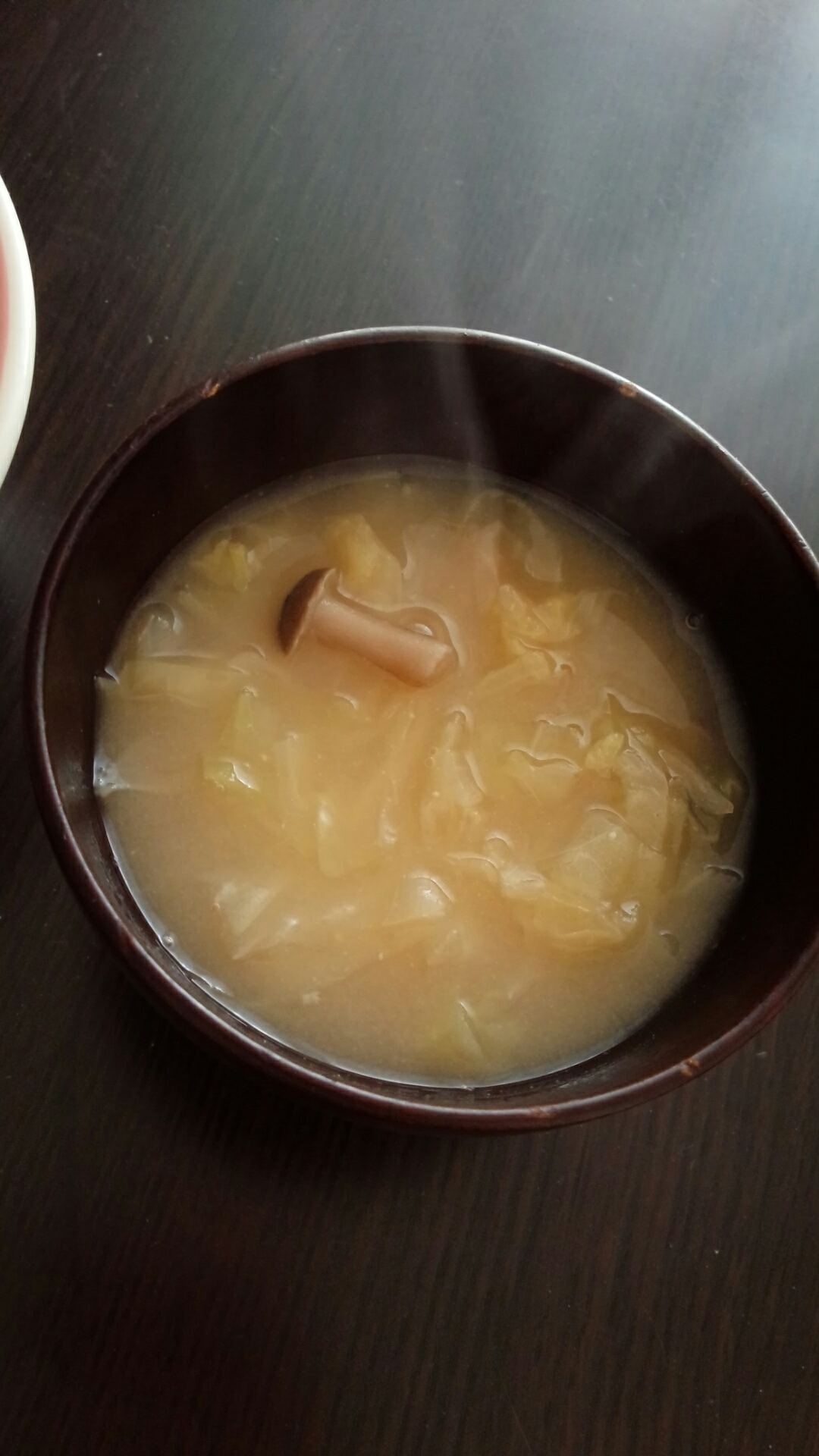 キャベツとしめじのお味噌汁 レシピ 作り方 By たくみ905 楽天レシピ キャベツとしめじのお味噌汁 レシピ 作り方 By たくみ905 楽天レシピ