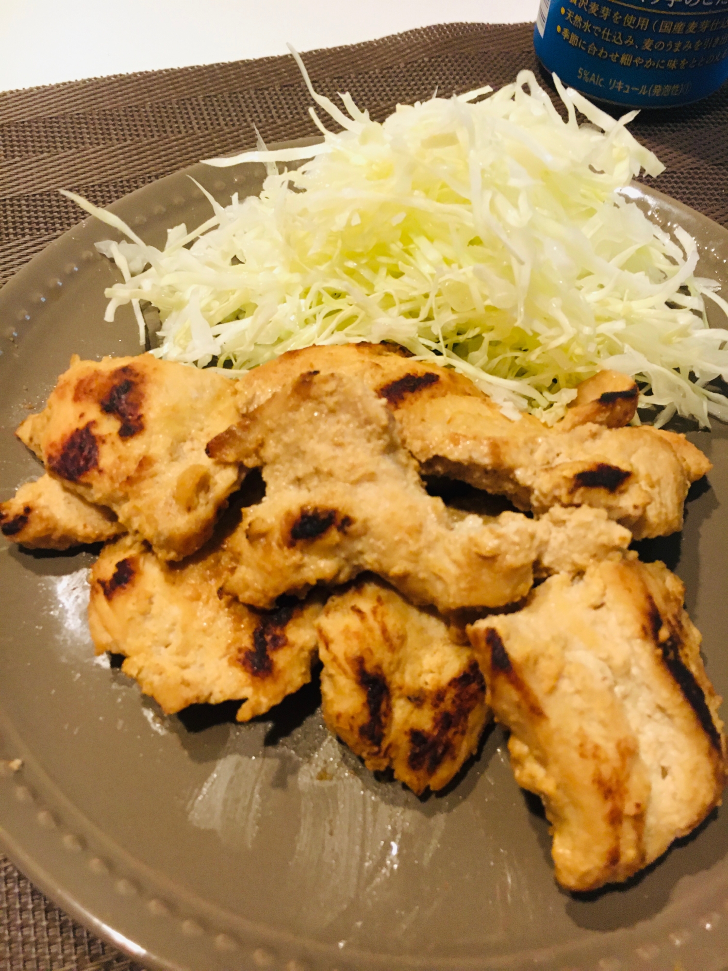 鶏胸肉の酒粕味噌焼き