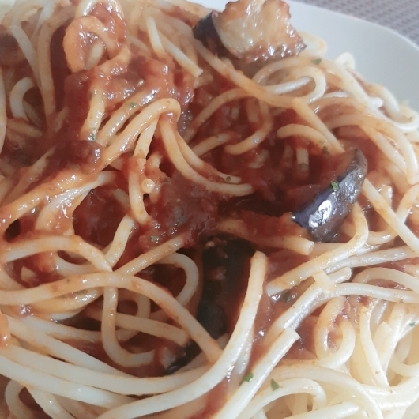 【定番パスタ】なすのトマトソーススパゲッティ♪