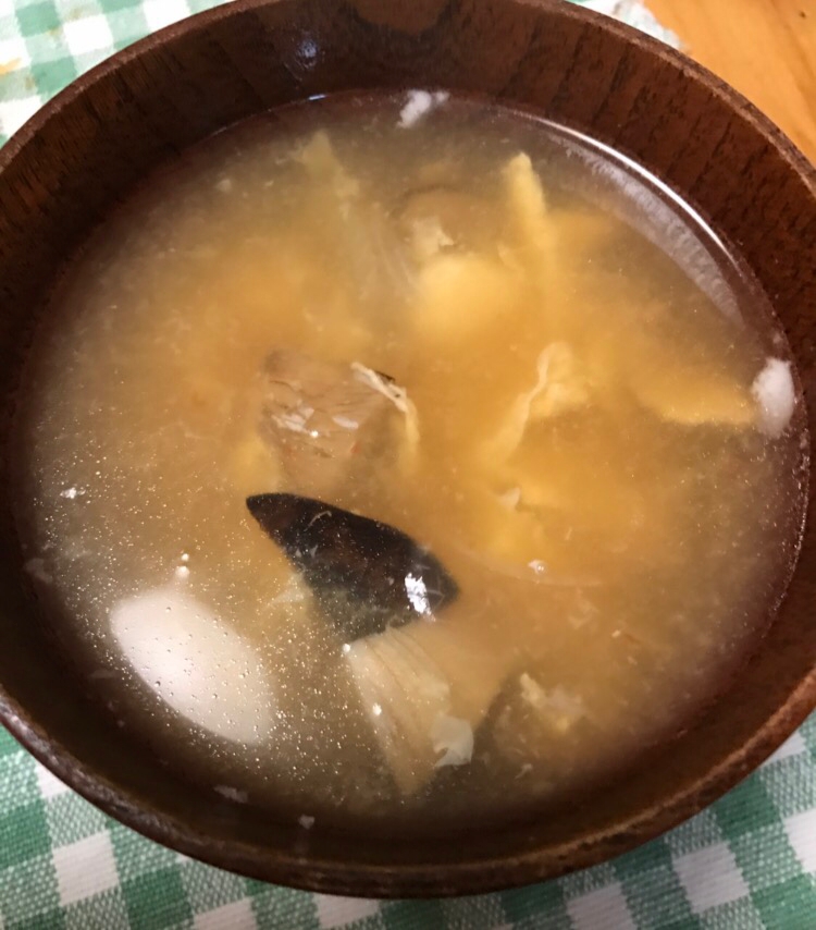 アワビ茸と卵の味噌汁