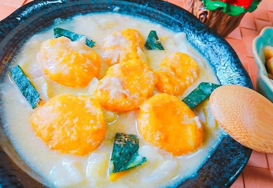 かぼちゃニョッキの豆乳スープ