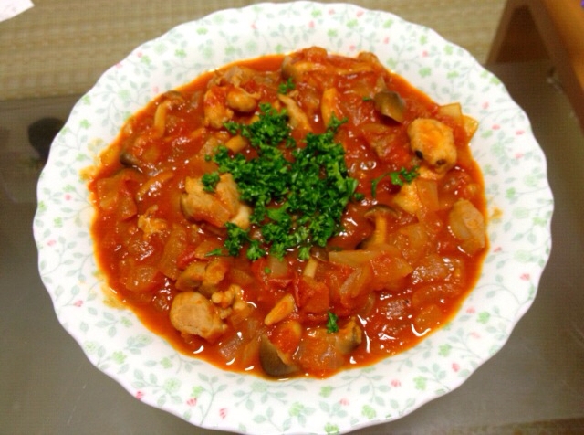 トマト缶で☆鳥肉のトマト煮込み